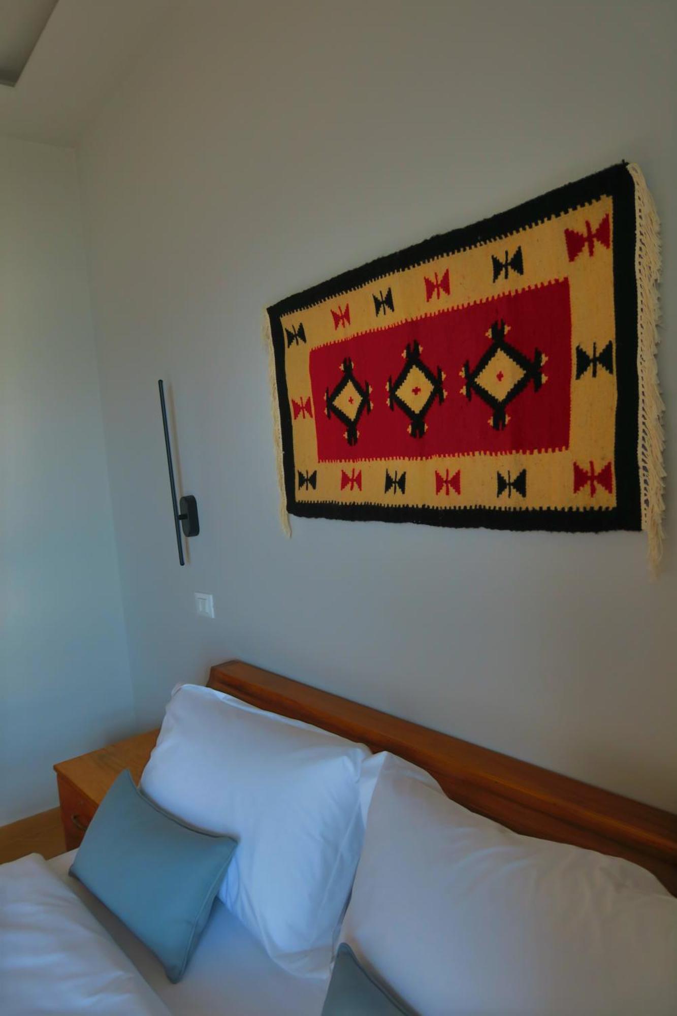 Doko Hotel Radhime Exterior photo